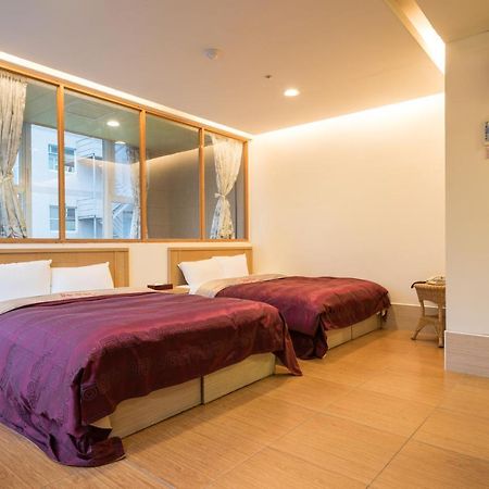 Crystal Hotel Renai Luaran gambar