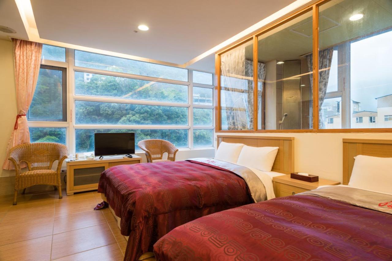 Crystal Hotel Renai Luaran gambar
