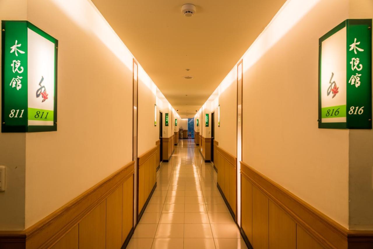 Crystal Hotel Renai Luaran gambar